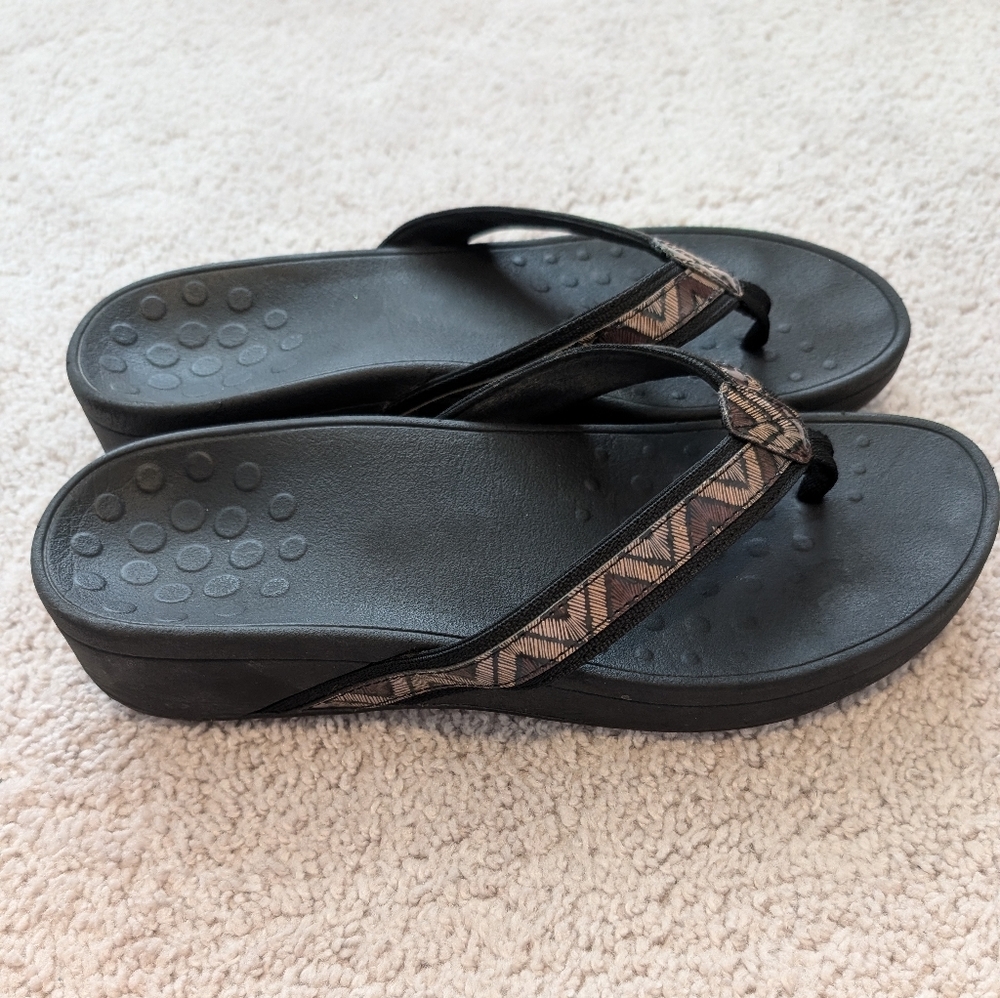 Vionic Women’s Size 9 High Tide Arch Sandal Flip Flop Black Orthopedic Classic - Picture 4 of 13